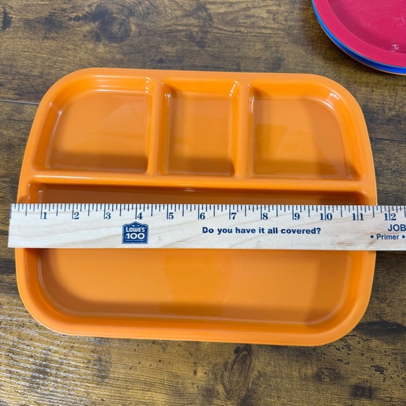 Kids Lot Of 4 Divided Trays 4 Plates 8 Spoons Reusable Plastic 16 Pc Colorful - Picture 2 of 8